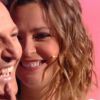 Sous hypnose, Sandrine Quétier est très entreprenante avec Arthur... (Stars sous hypnose, le vendredi 11 juillet 2014 sur TF1.)
