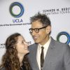 Emilie Livingston et Jeff Goldblum à Beverly Hills, le 5 mars 2013.