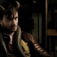 Daniel Radcliffe, cornes sur la tête, diabolique et menaçant pour ''Horns''