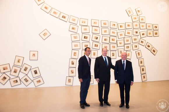 Martin Béthenod, Albert de Monaco et François Pinault - Vernissage de l'exposition "ArtLovers - Histoires d'art dans la collection Pinault" au Grimaldi Forum le 15 juillet 2014.