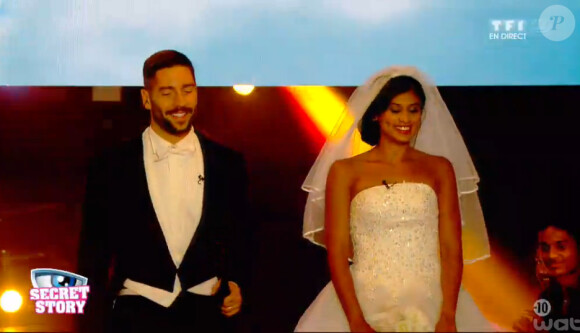 Jessica et Steph, mariés à Las Vegas, débarquent sur le plateau ! (Secret Story 8, le vendredi 18 juillet 2014.)