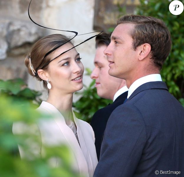Pierre Casiraghi et Beatrice Borromeo au mariage religieux de S.A.R le Prince Felix de Luxembourg et Claire Lademacher en la basilique Sainte-Marie-Madeleine de Saint-Maximin-la-Sainte-Baume, le 21 septembre 2013