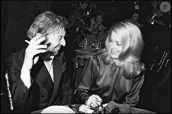 Catherine Deneuve et Serge Gainsbourg en 1980 à Paris