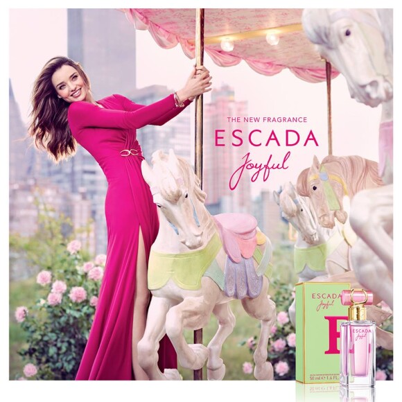 Miranda Kerr est l'égérie du parfum Escada Joyful de la marque Escada.