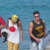 Michelle Rodriguez et Zac Efron sont avec des amis en vacances à Ibiza, le 2 août 2014.