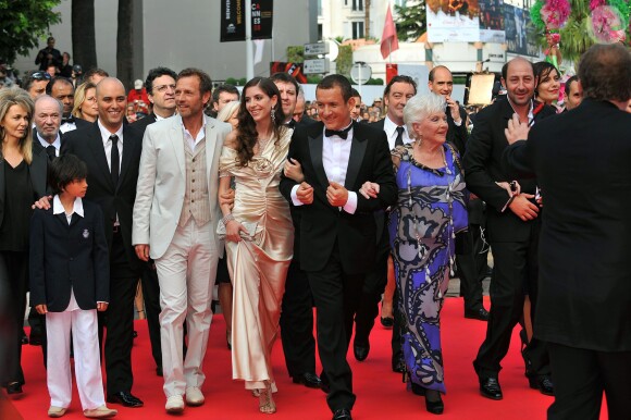 Le casting de ''Bienvenue chez les Ch'tis'' (Dany Boon, Line Renaud et Kad Merad) sur le tapis rouge du Festival de Cannes, le 21 mai 2008.