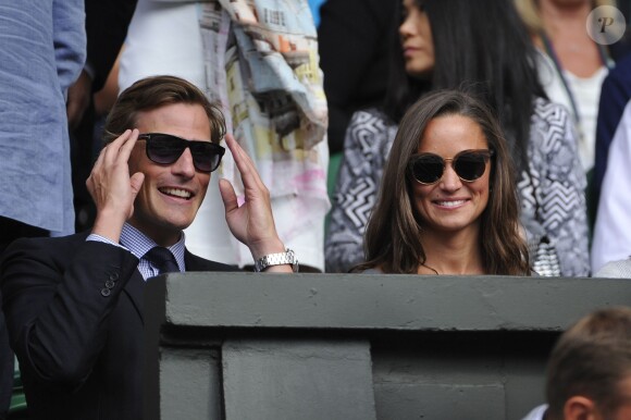 Pippa Middleton et son compagnon Nico Jackson lors de la finale de Wimbledon le 6 juillet 2014