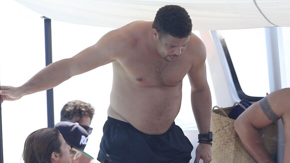 Ronaldo, dodu : La légende brésilienne exhibe son ventre rond en vacances