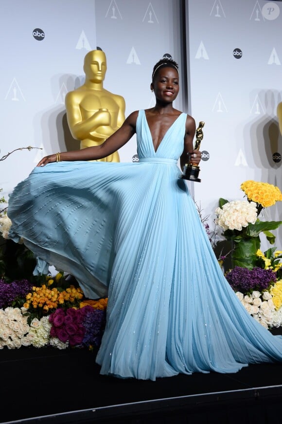 Lupita Nyong'o aux Oscars à Hollywood, le 2 mars 2014.