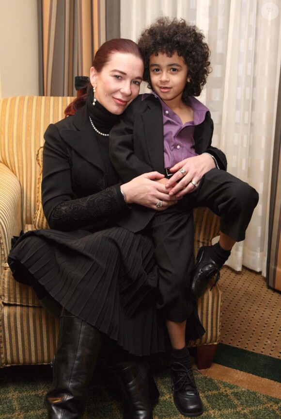 Tomie Rae, la veuve de James Brown et leur fils James Brown Jr., le 4 janvier 2007.