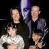 Robin Williams avec Marsha et leurs enfants Cody et Zelda, lors de l'avant-première du film L'homme bicentenaire à Los Angeles le 14 décembre 1999