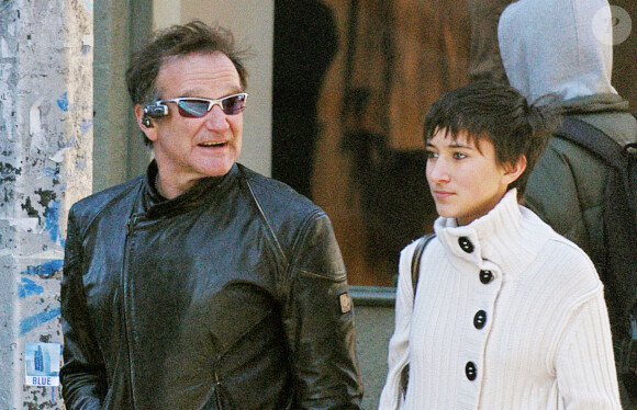 Robin Williams se promenant avec sa fille Zelda à New York le 17 novembre 2005