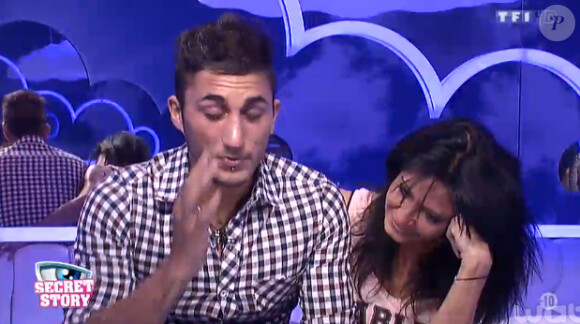Nathalie et Vivian dans la quotidienne de Secret Story 8, sur TF1, le mardi 12 août 2014