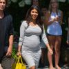 Kourtney Kardashian, enceinte à Southampton, le 14 août 2014.
