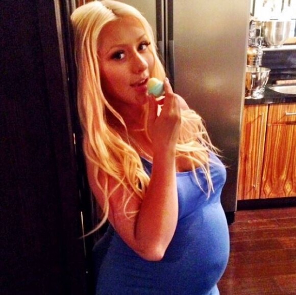 Christina Aguilera prend la pose sur Instagram, le 21 juin 2014.
