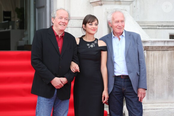 Jean-Pierre Dardenne, Marion Cotillard, Luc Dardenne - Avant-première du film "Deux jours, une nuit" à la Somerset House à Londres, le 7 août 2014.
