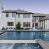 Katie Holmes a acheté cette maison à Los Angeles pour 3,7 millions de dollars.