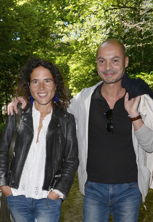 Mazarine Pingeot et son compagnon Didier Le Bret - 19ème édition de "La Forêt des livres" à Chanceaux-près-Loches, le 31 août 2014.
