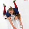 Emmanuel Petit et Marie Robert dans le calendrier Histoires de champions vendu au profit du Fonds de Dotation CARISPORT