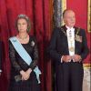La reine Sofia d'Espagne et le roi Juan Carlos Ier d'Espagne lors de la réception à Madrid de la présidente argentine Cristina Fernandez en février 2009