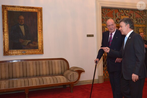 Le roi Juan Carlos Ier d'Espagne en visite en Colombie pour l'investiture du président colombien Juan Manuel Santos à Bogota, le 6 août 2014.