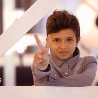 The Voice Kids : Adrien et Justine épatent, Yanis de ''Robin des Bois'' déçu