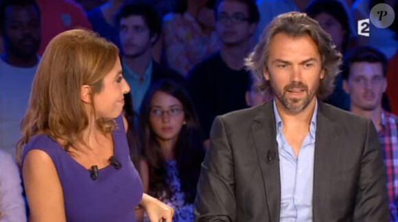 Léa Salamé et Aymeric Caron dans On n'est pas couché le samedi 6 septembre 2014 sur France 2.