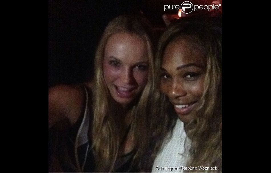 Serena Williams et Caroline WOzniacki ont célébré ensemble leur finale de l&#039;US Open, le 7 septembre 2014 dans un établissement nocturne de New York