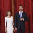 Le roi Felipe VI et la reine Letizia d'Espagne recevaient le 8 septembre 2014 à déjeuner au palais du Pardo, à Madrid, le président du Panama, Juan Carlos Varela, et sa femme la journaliste Lorena Castillo.