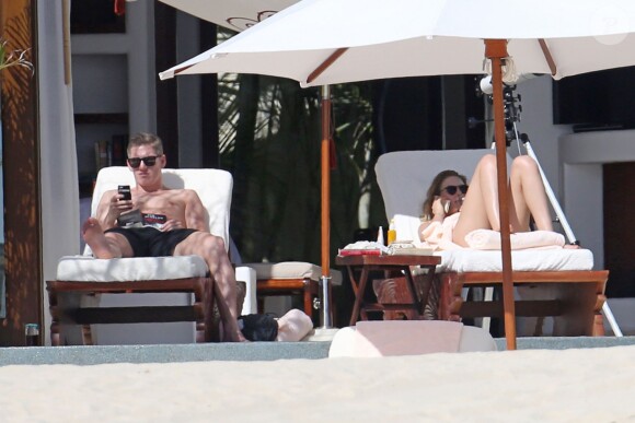 Exclusif - Bastian Schweinsteiger (29 ans) et sa compagne Sarah Brandner en vacances à Los Cabos au Mexique le 29 décembre 2013.