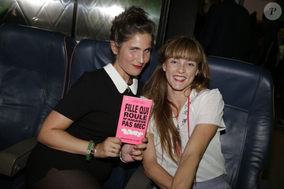 Joséphine Drai et Alexandra Cismondi lors de la soirée Heineken Open Your World à la Gaité Lyrique à Paris, le 16 septembre 2014