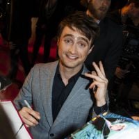 Daniel Radcliffe : Charmeur avec ses fans à Paris, il présente ''Horns''