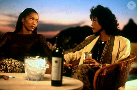 Angela Bassett et Whitney Houston dans "Où sont les hommes ? (Waiting to Exhale)" de Forrest Whitaker en 1995.
 