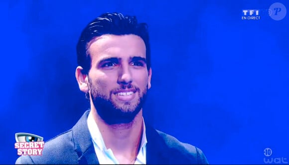 Aymeric, candidat de Secret Story 8, fait son entrée dans la Maison des Secrets (Secret Story 8, le vendredi 18 juillet 2014.)