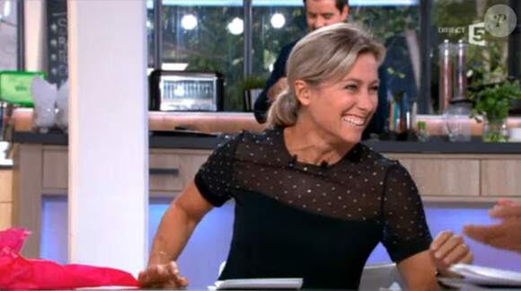 La journaliste Anne-Sophie Lapix dans C à vous, le mercredi 24 septembre 2014.