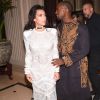 Kanye West et Kim Kardashian arrivent au Grand Hôtel de Paris pour assister au défilé Balmain. Paris, le 25 septembre 2014.