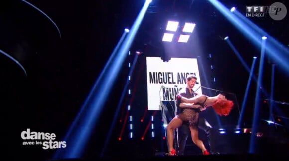 Miguel Angel Munoz et Fauve Hautot lors du premier prime de Danse avec les stars 5 sur TF1, le samedi 27 septembre 2014