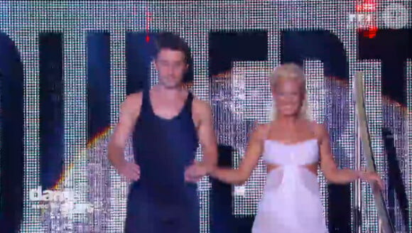 Brian Joubert et Katrina Patchett lors du premier prime de Danse avec les stars 5 sur TF1, le samedi 27 septembre 2014