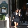 Kim Kardashian rentre à son hôtel, le Royal Monceau, à Paris, le dimanche 28 septembre 2014.