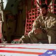 Bradley Cooper, barbu, a pris 20 kilos de masse pour American Sniper.