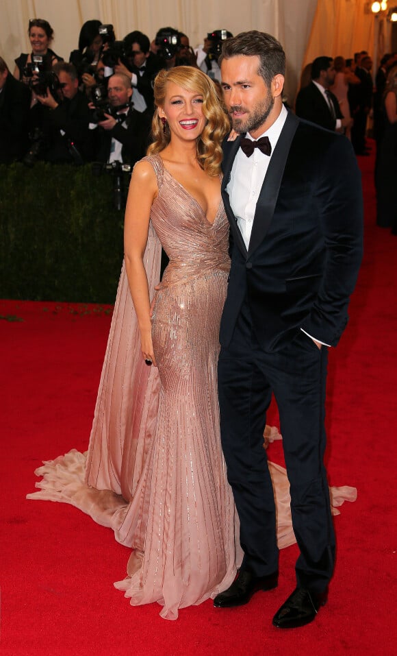 Blake Lively et Ryan Reynolds à la soirée du Met Ball à New York, le 5 mai 2014.