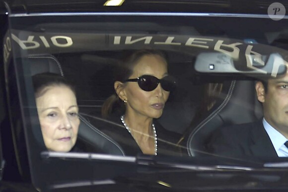 Isabel Preysler - Obsèques de l'ancien ministre de l'économie espagnol Miguel Boyer, le mari d'Isabel Preysler, à Madrid le 30 septembre 2014