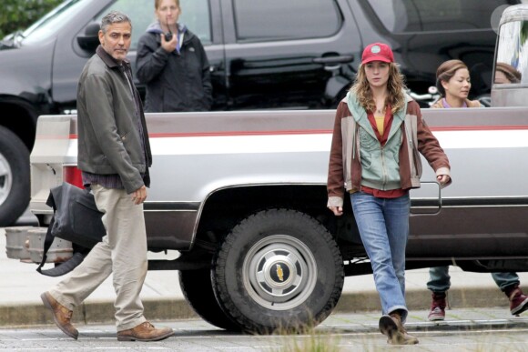 Exclusive - George Clooney et Britt Robertson sur le tournage du film Tomorrowland à Vancouver au Canada le 16 septembre 2013ver