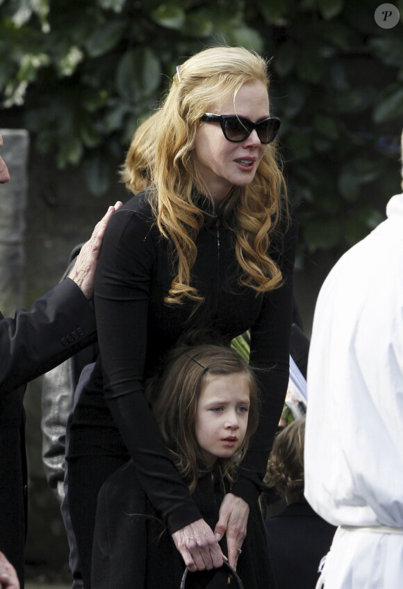 Nicole Kidman et sa fille Sunday Rose - Obsèques du père de Nicole Kidman, le docteur Anthony Kidman à Sydney en Australie le 19 septembre 2014. 