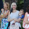 Gwen Stefani et son mari Gavin Rossdale emmènent leurs fils Zuma et Apollo à une fête d'anniversaire à Sherman Oaks, le 11 octobre 2014.