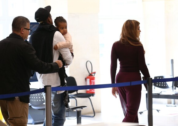Beyoncé Knowles, Jay-Z et leur fille Blue Ivy Carter arrivent Gare du Nord à Paris pour prendre un train. Le 14 octobre 2014