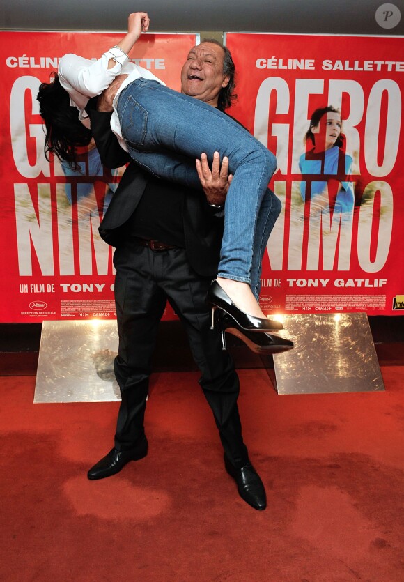 Le réalisateur Tony Gatlif et Nailia Harzoune - Avant-première du film "Geronimo" à l'UGC Ciné Cité des Halles à Paris, le 13 octobre 2014.