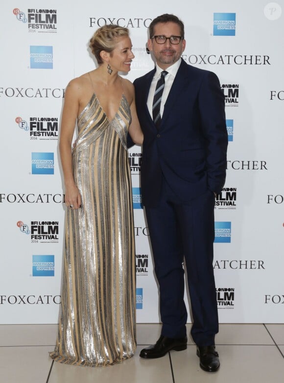 Steve Carell et Sienna Miller lors de la première de Foxcatcher au 58e BFI London Film Festival à Londres le 16 octobre 2014.