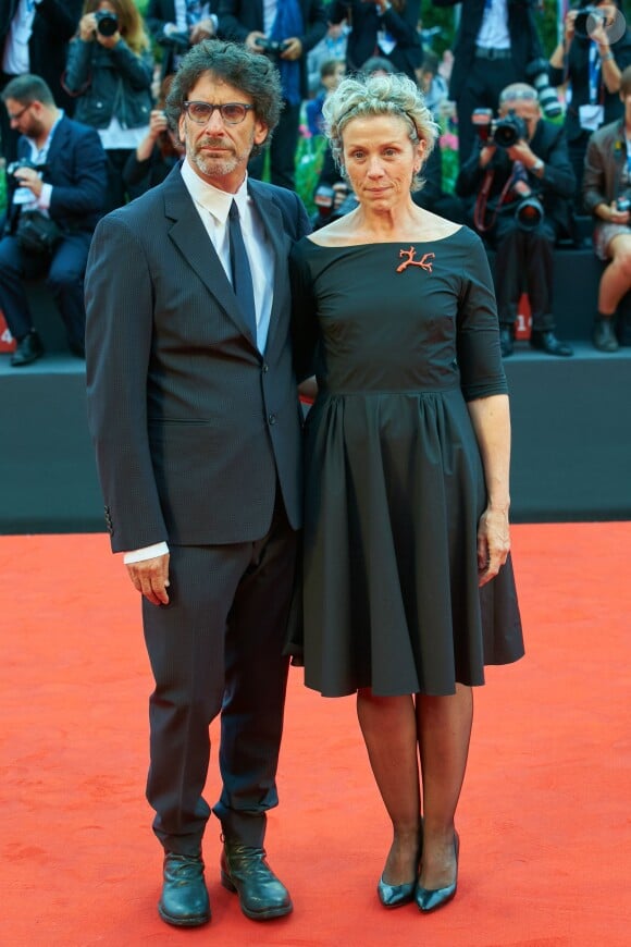 Joel Coen et sa femme Frances McDormand à la première de "Olive Kitteridge" lors du 71e festival international du film de Venise, la Mostra, le 1er septembre 2014.
