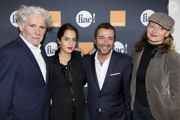 Patrice Valota, Anouchka Delon, Bernard Montiel et Julie Ferrier lors de la soirée de vernissage de la FIAC 2014 organisée par ORANGE au Grand Palais à Paris, le 22 octobre 2014